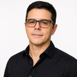 Sonairton Osorio Almeida, QNEXA